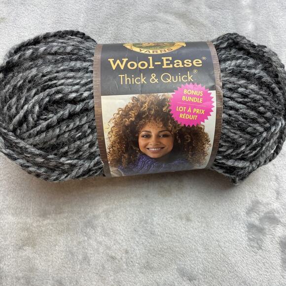 Lion Brand Wool-Ease Thick & Quick Yarn 1 Skein Licorice Gray 10oz 174yds NIP - Picture 1 of 4